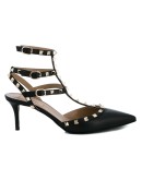 Rockstud heeled pumps