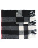 The Large Classic Cashmere Scarf in Check
