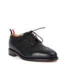 Classic Longwing Brogue Flat In Black Pebble Grain