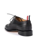 Classic Longwing Brogue Flat In Black Pebble Grain