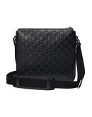 Gucci Signature messenger bag