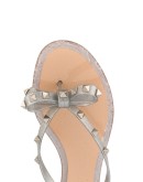 Rockstud bow flip flops