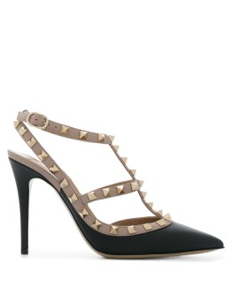 Rockstud pumps