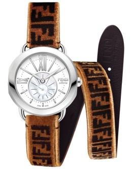 Selleria interchangeable strap