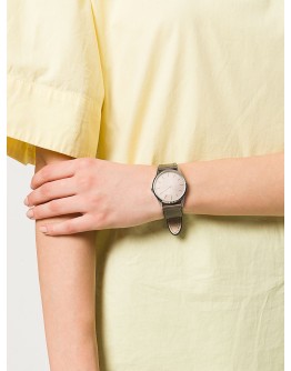 C33 two-hand watch