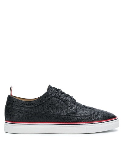 piped-trim textured brogues