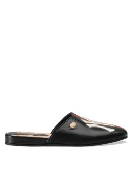 Leather slipper with NY Yankees™ patch