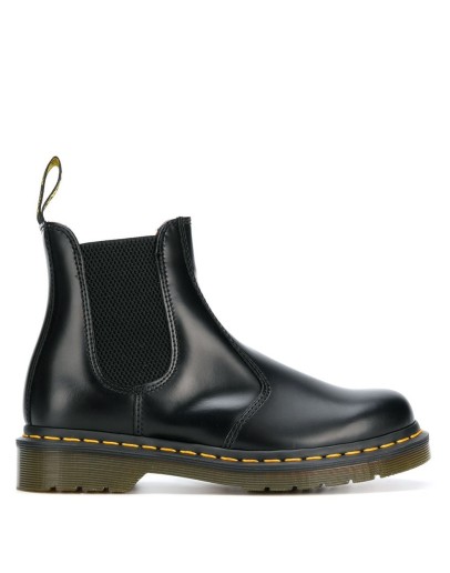 elasticated side panel boots