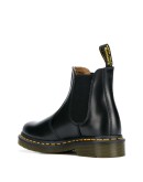 elasticated side panel boots