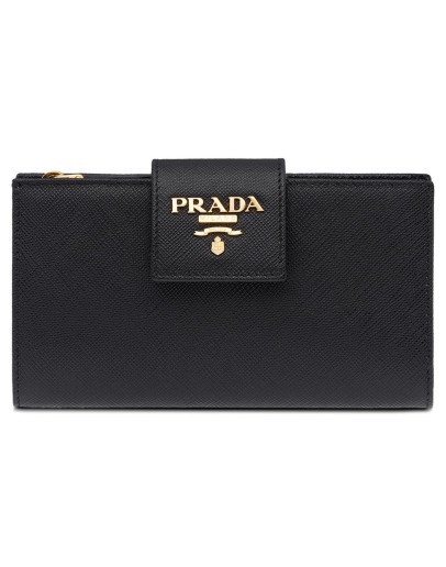 medium wallet