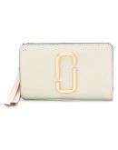 The Snapshot compact wallet