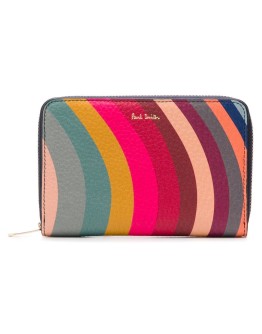 small zipped wallet
