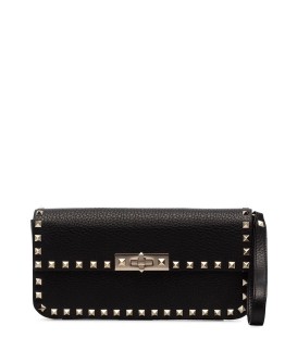 Rockstud clutch
