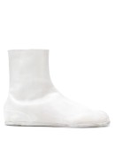 side-zip Tabi boots
