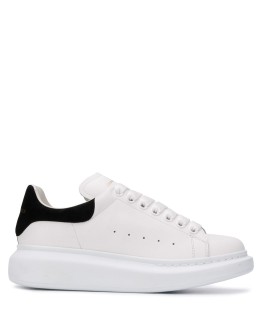 Oversized low-top sneakers