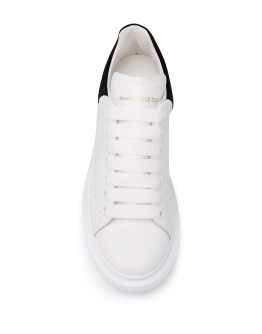Oversized low-top sneakers