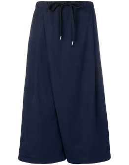 wide-leg trousers