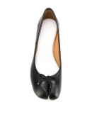low heel tabi pumps