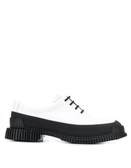 lace-up shoes