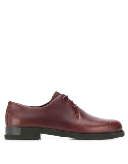 lace-up shoes