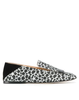 SR1 slippers