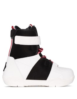 chunky snow boots