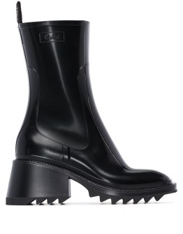Betty rain boots