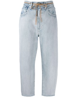 Barrel jeans