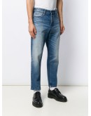 carrot fit jeans