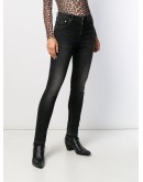 stonewashed skinny jeans