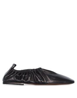 Phinia flat pumps