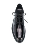 lace-up Oxford shoes