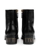 Horsebit chain loafer boots