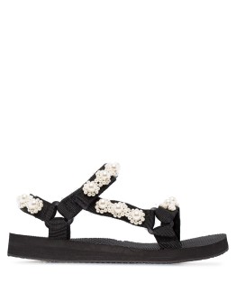pearl-embellished sandals