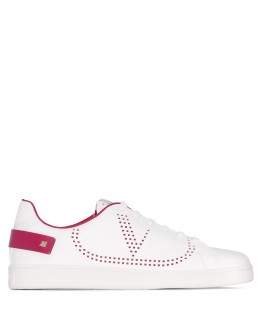 Backnet perforated sneakers