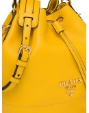 drawstring-fastening logo bucket bag