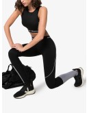 logo-stamped seamless sports bra