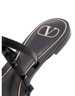 Rockstud flat sandals
