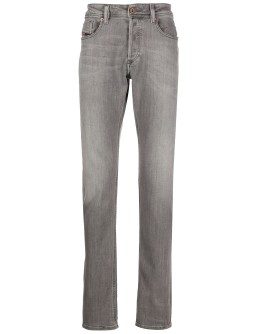 Sleeker mid-rise slim-fit jeans 