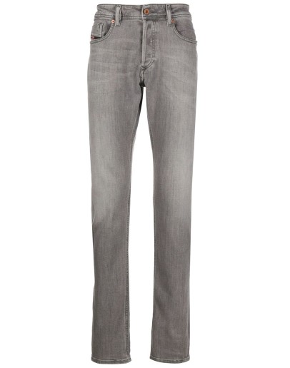 Sleeker mid-rise slim-fit jeans 