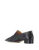 pointed-toe loafers