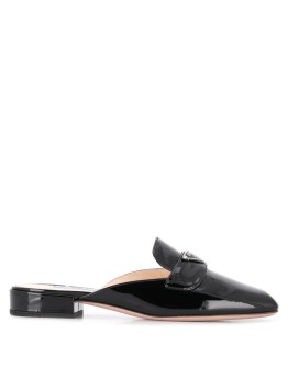 logo plaque 25mm patent slippers