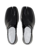 Tabi slip-on loafers