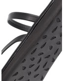 thong strap sandals