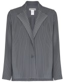 plissé single-breasted blazer