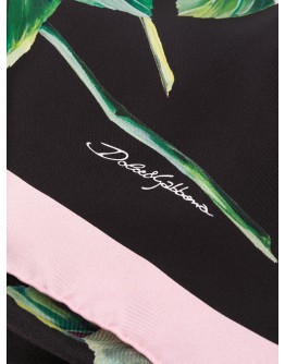 rose print scarf