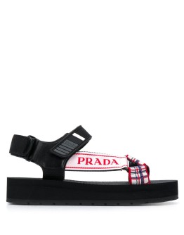 Nomad flat sandals
