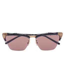 cat-eye tinted sunglassess