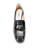 logo-plaque block-heel loafers
