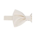 classic bow tie